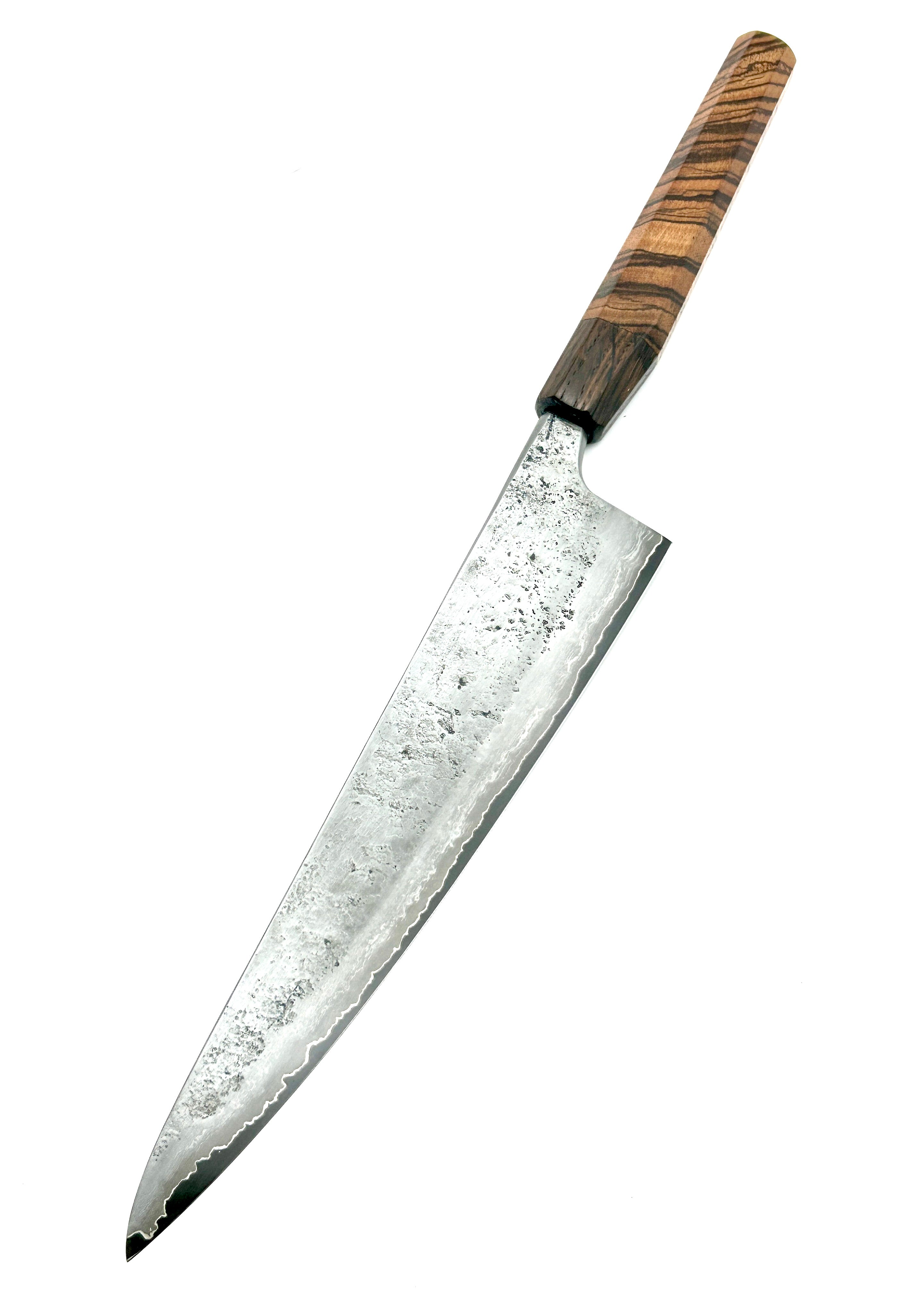 Gyuto med skaft av zebrano och rökt ek